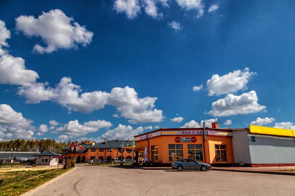 Hotel U Grubego Wielogóra Exteriör bild