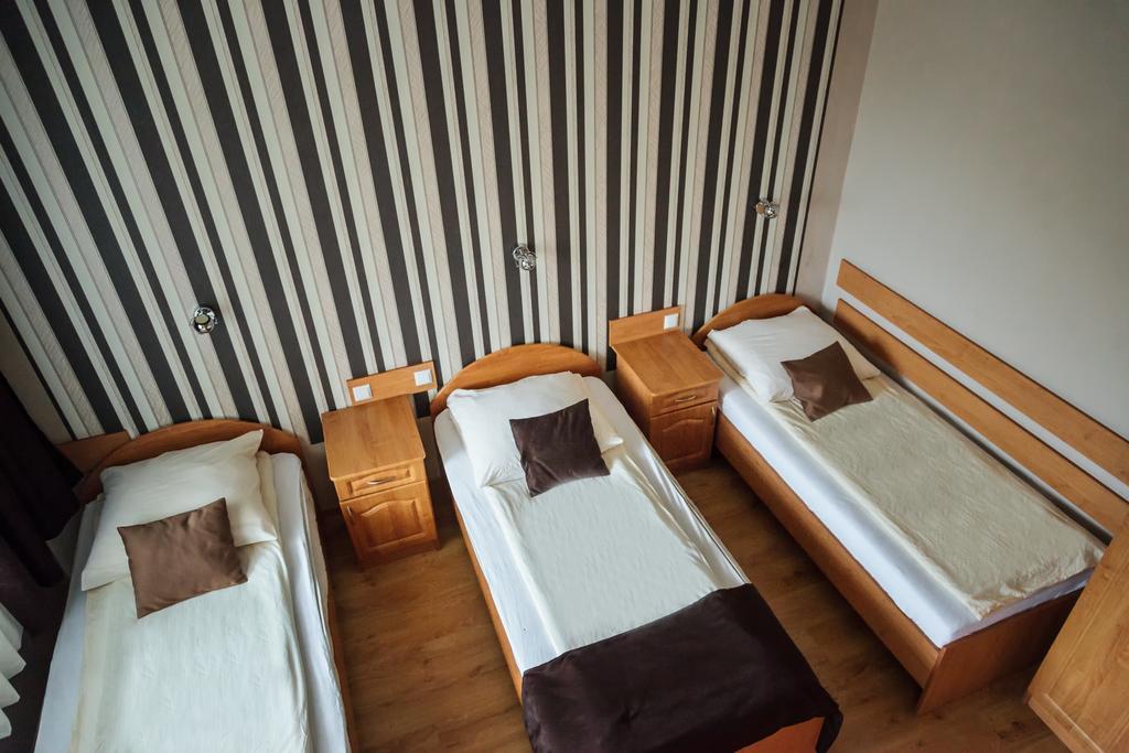 Hotel U Grubego Wielogóra Exteriör bild